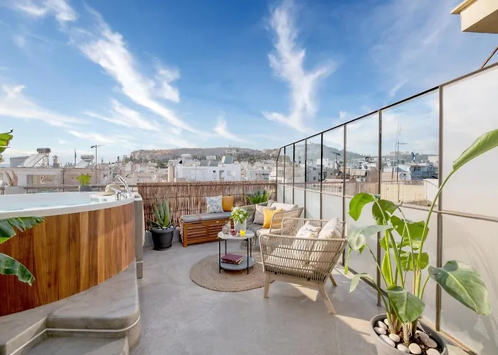 Topfloor Getaway Balcony&Hot Tub+Acropolis View